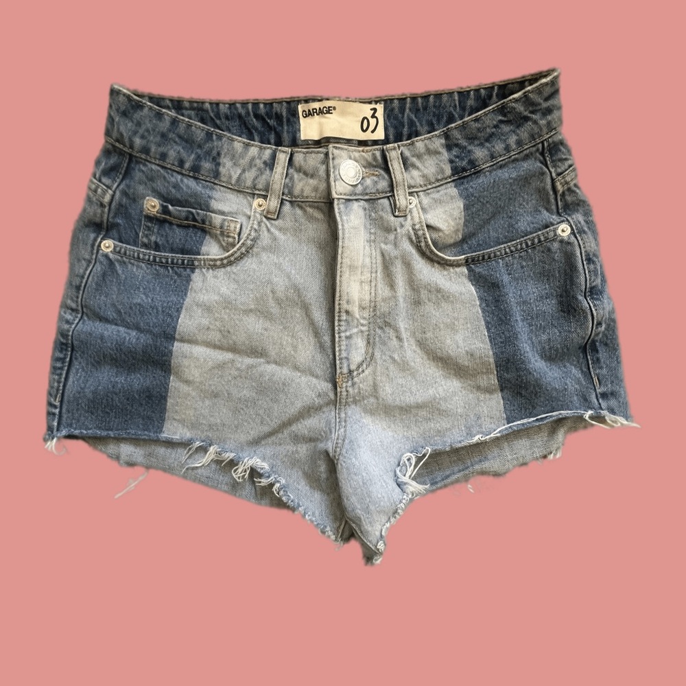Garage two toned denim shorts